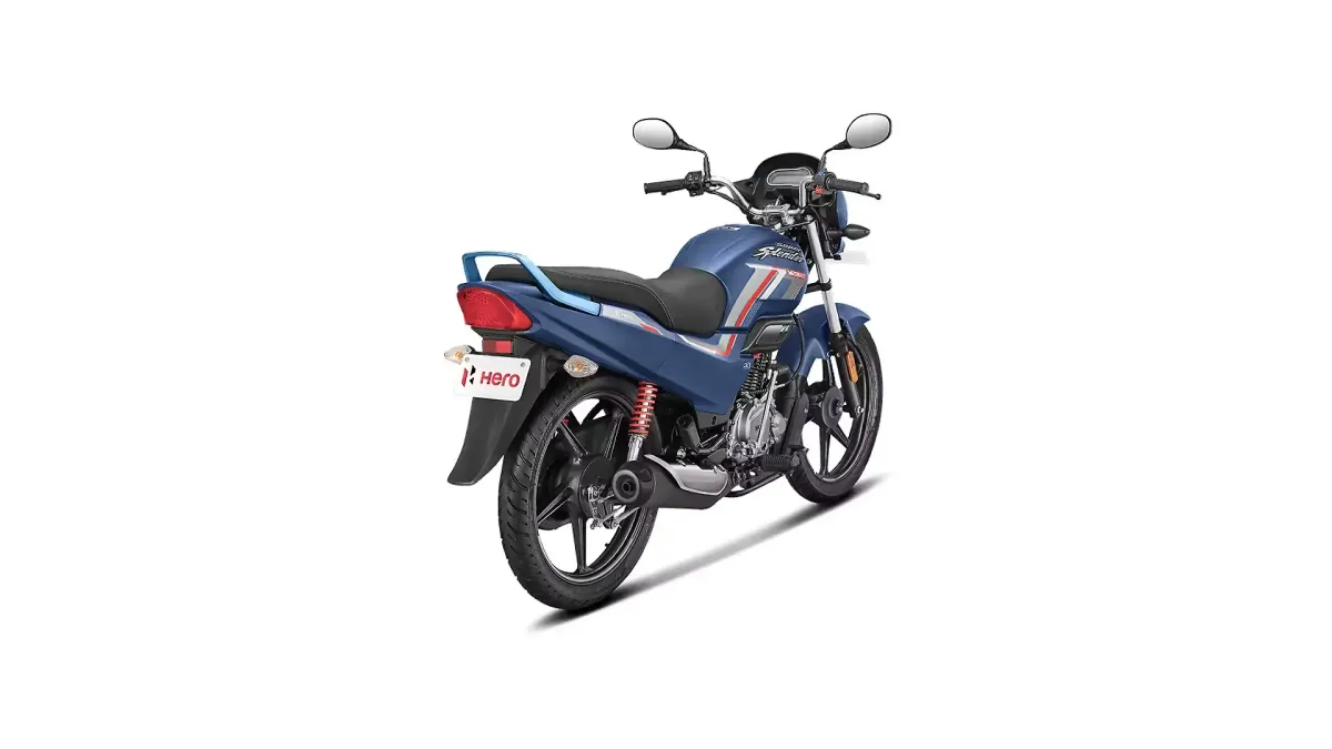 Hero Super Splendor XTEC rear three-quarter view