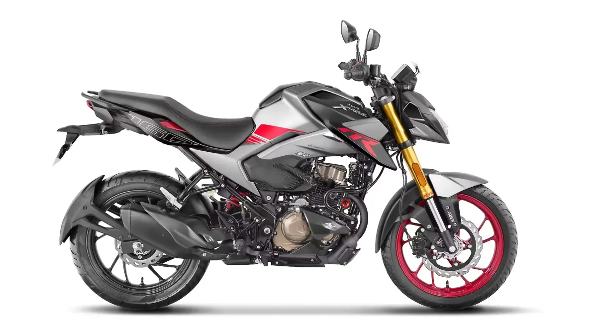 Hero Xtreme 160R 4V (2026) in Carbon Grey, side view