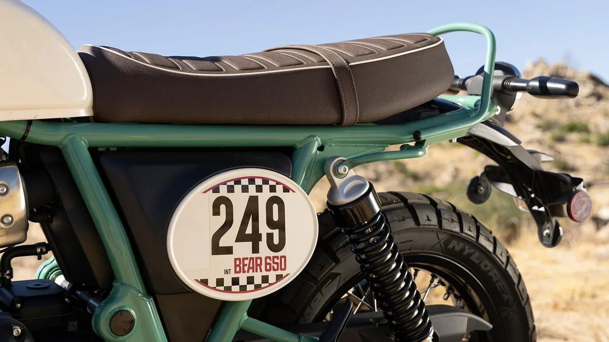 Royal Enfield Bear 650 official photo 2