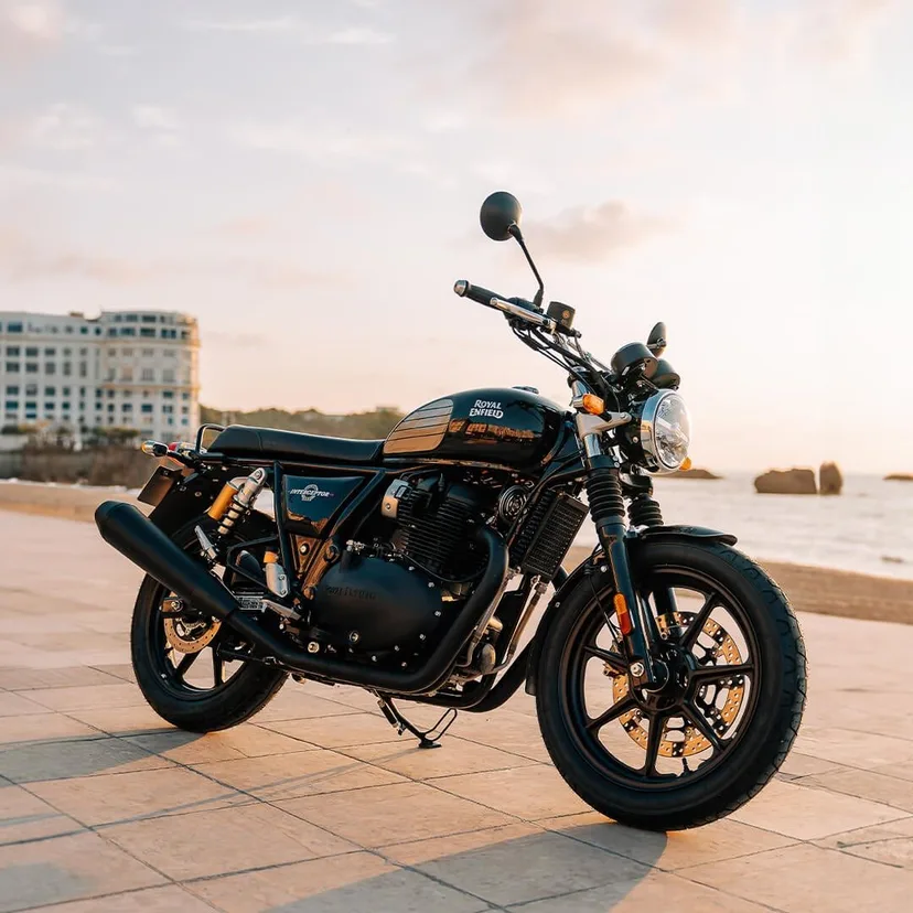 Royal Enfield Interceptor 650 official photo 4