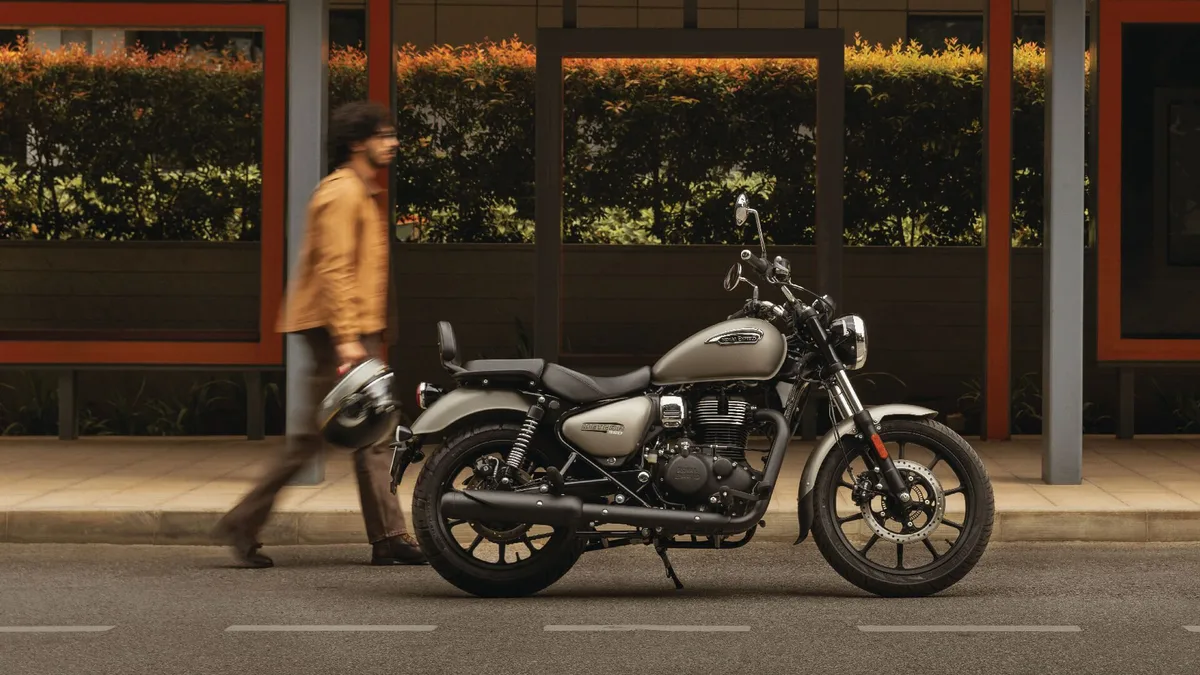 Royal Enfield Meteor 350 official photo 2