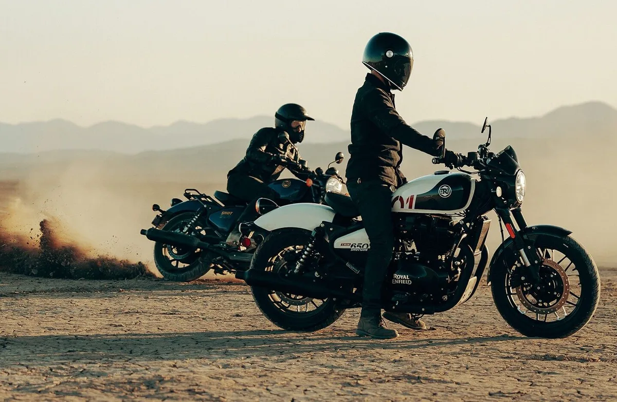 Royal Enfield Shotgun 650 official photo 1