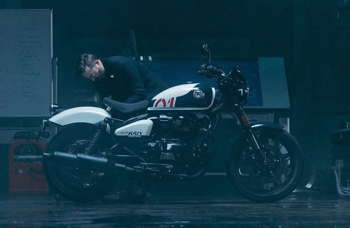 Royal Enfield Shotgun 650 official photo 2