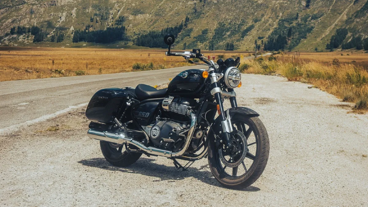 Royal Enfield Super Meteor 650