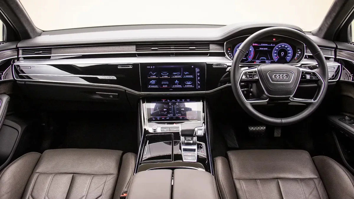 Audi A8 L dashboard