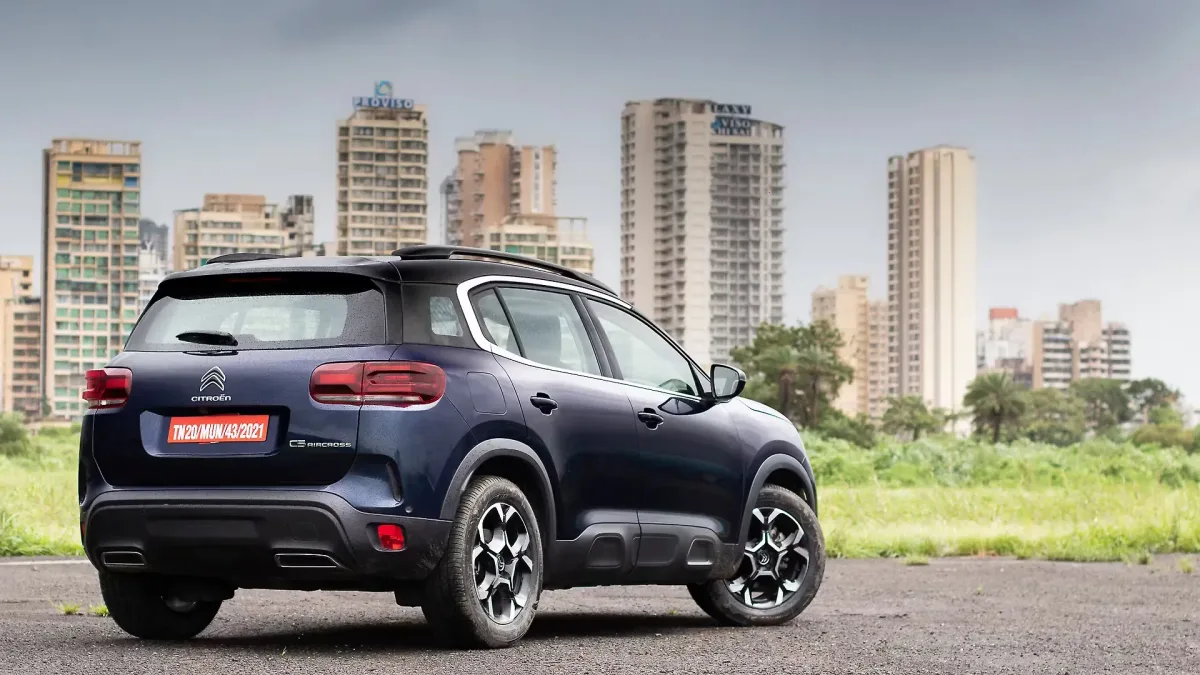 Citroen C5 Aircross rear three-quarter view
