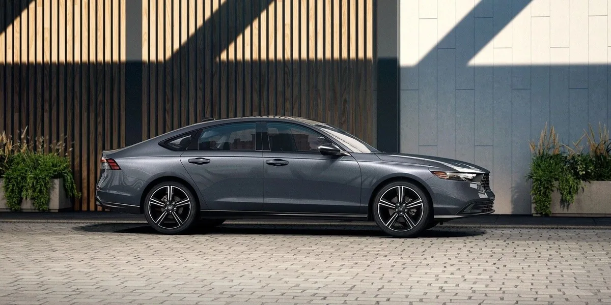 Honda Accord in gray, side profile