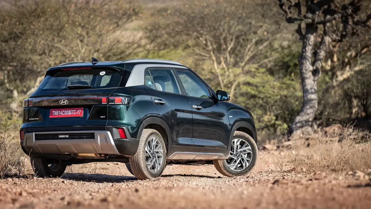 Hyundai Hyundai Creta rear three-quarter view