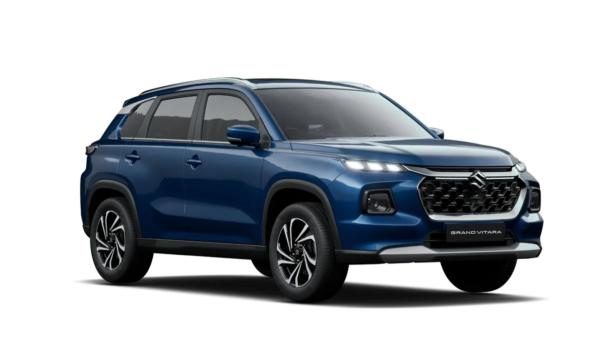 Maruti Suzuki Grand Vitara in Nexa Blue, exterior front