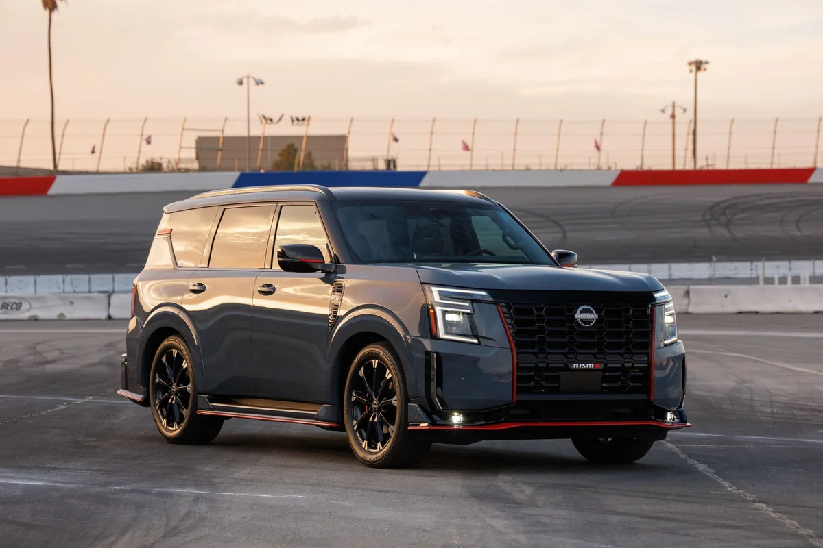 Nissan Armada NISMO, front three-quarter view at a race track