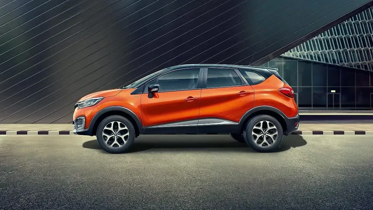 Renault Captur side view