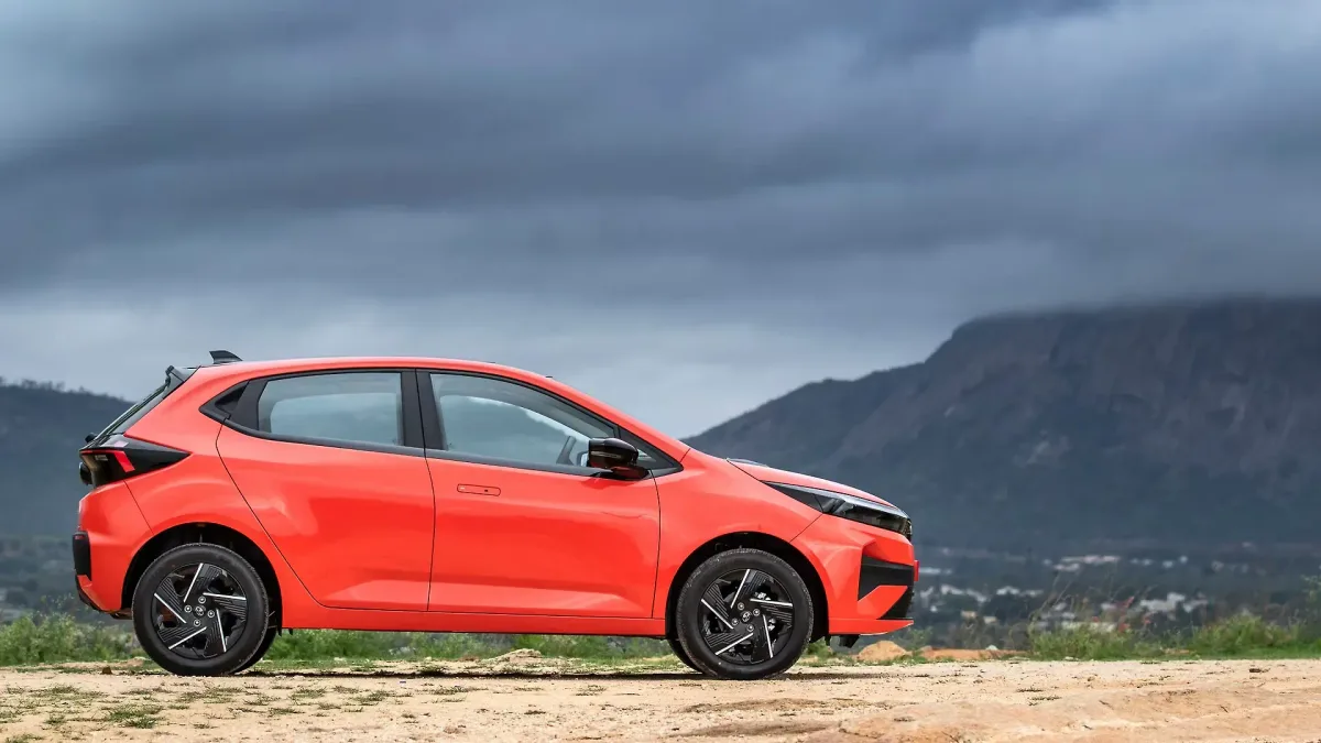 Tata Motors Altroz side view
