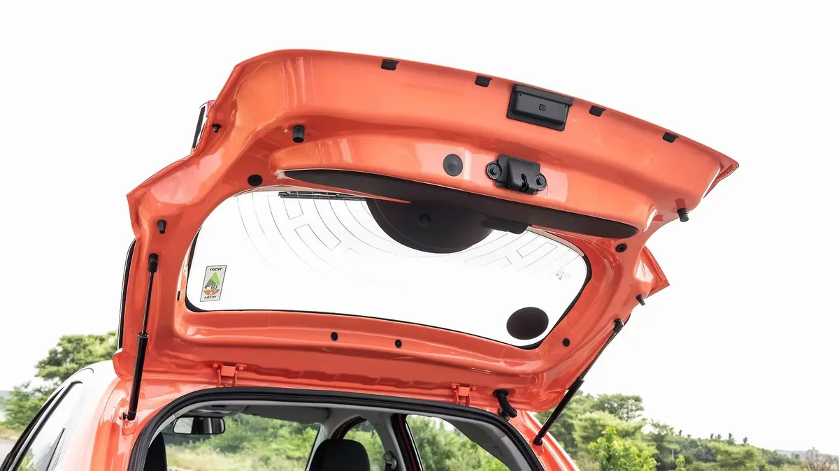 Tata Tiago boot space