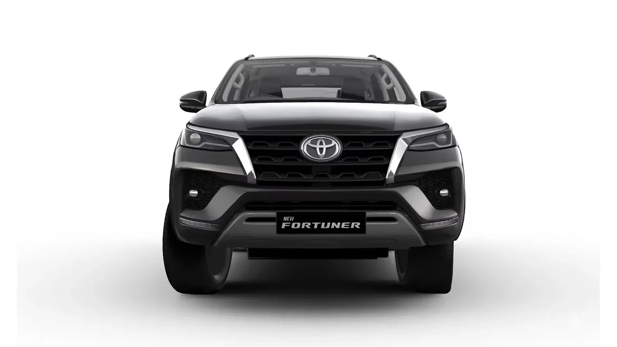 Toyota Fortuner front view