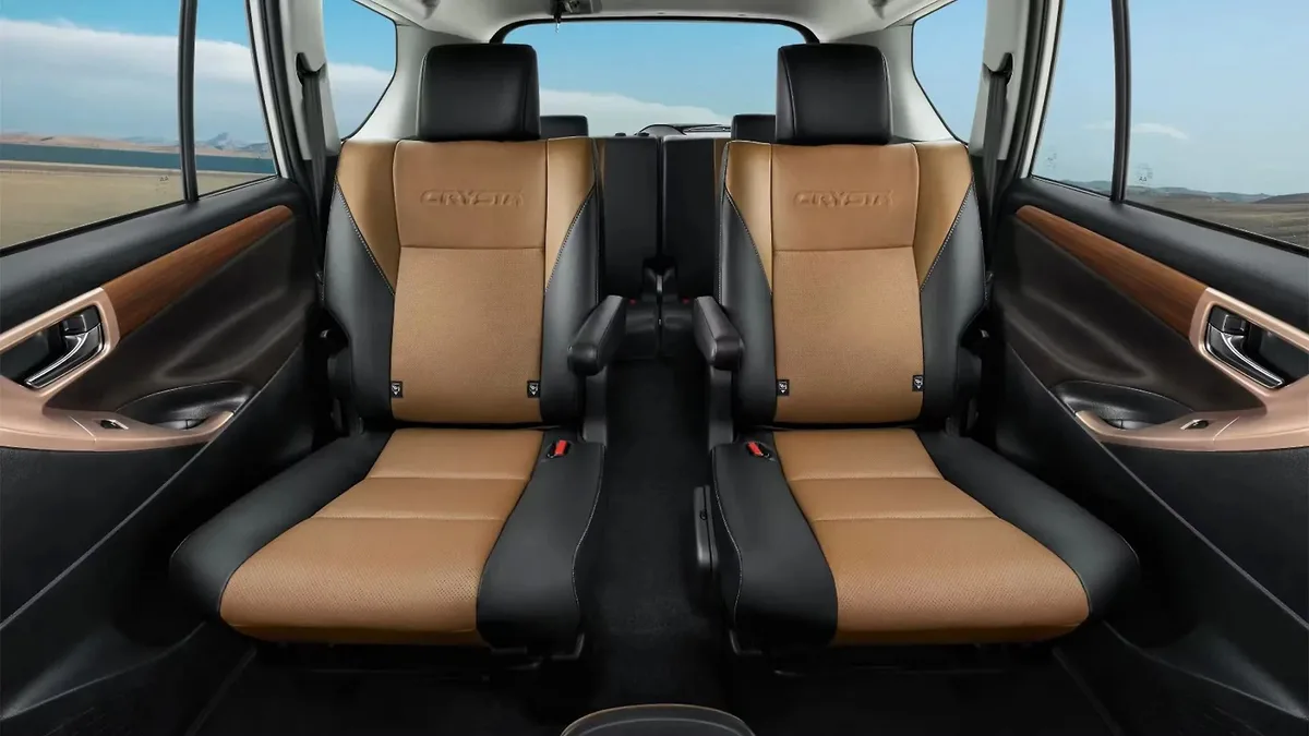 Toyota Innova Crysta seats