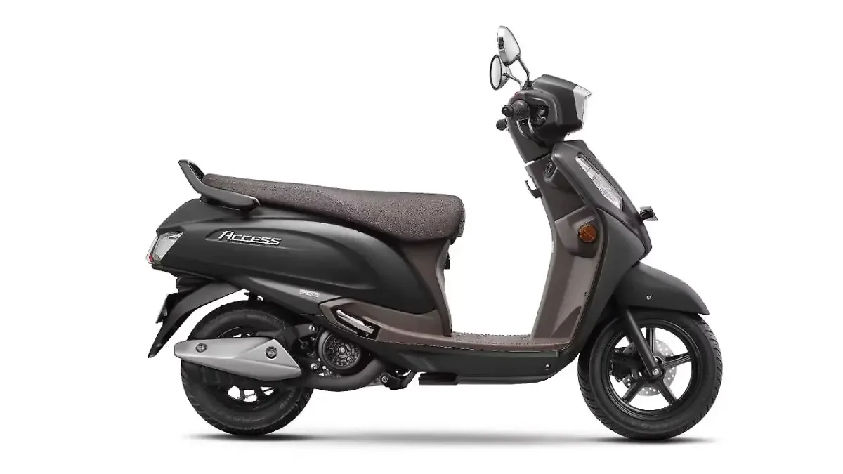 Suzuki Access 125 side view